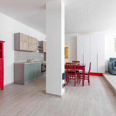 Spacious Apartments - 1,4Km From Corso Buenos Aires มิลาน ภายนอก รูปภาพ